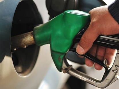 prices fall in Petrol, diesel 