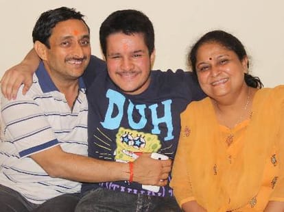 anant khanna up topper in clat examination