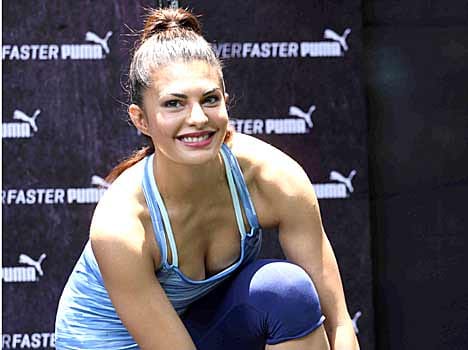 jacqueline fernandez collect new things
