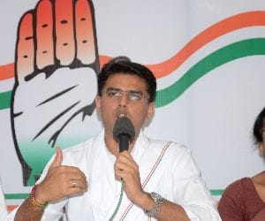 Congress gives one year report card of Modi govt.
