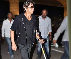 Shah Rukh Khan discharged from hospital