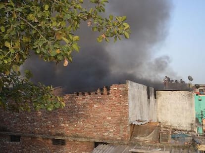Fire in furniture shop in Lucknow.