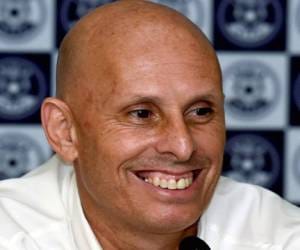 india's football coach misbehave with team director