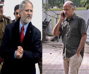Manish Sisodia  Attack on modi