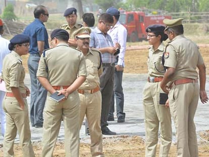 threat of bomb attack to narendra modi