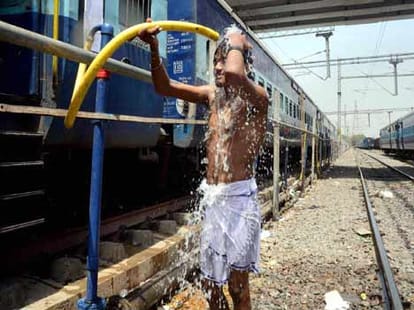 weather in summer season.
