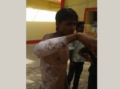 Halwai will throw in hot oil in raibareli