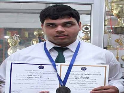 Eyes not yet tapas made history in CBSE.