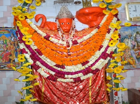 Tue Hanuman was filled with great devotion District