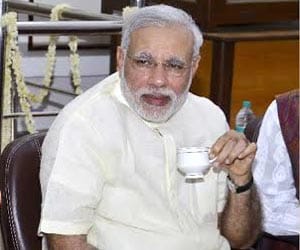PM modi will give key of flats to public