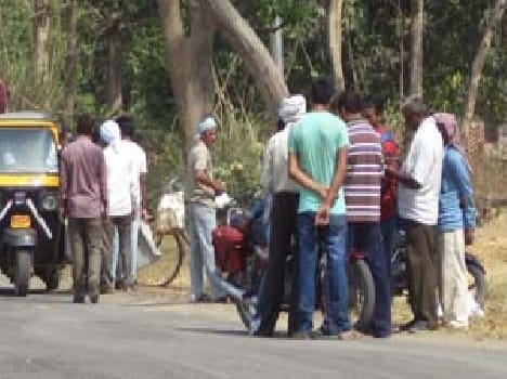accident in pratapgarh
