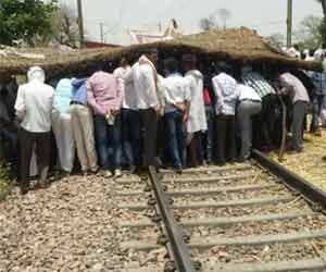 gurjar andolan: Rajsthan highcourt gave order to empty track