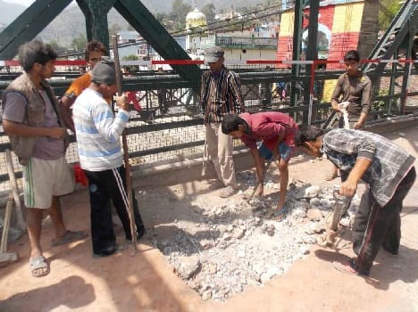 Saryu bridge repair