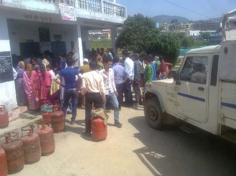 The third day arrived cylinder, returned dispirited many consumer