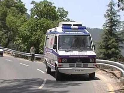 ambulance reached 3 hours late, woman died.