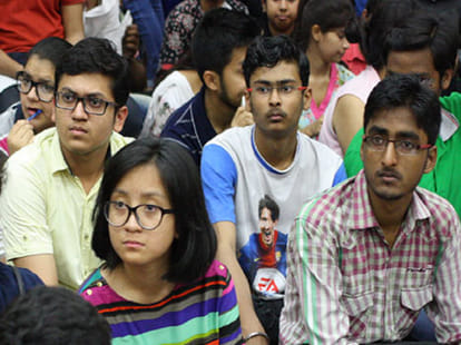Now exam form will submit with admission form in du