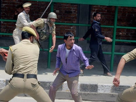 contractual employees hold protests against the PDP govt in srinagar