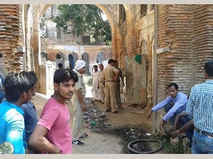 A girl died in doubtful conditions. 