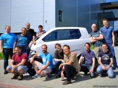 EO Smart Connecting Car: Auto shifting car