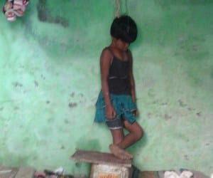 10 year old girl commit suicide in faizabad
