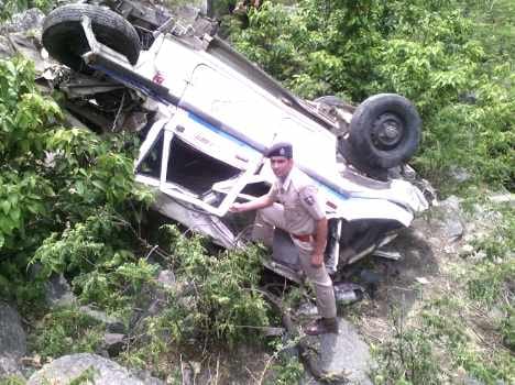 jeep accident at sirmaur, one died.
