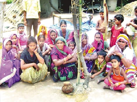 Without bridal procession returned