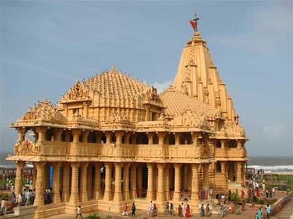 Ramvilas paswan angry to ban on the entry of non-Hindus in the temple