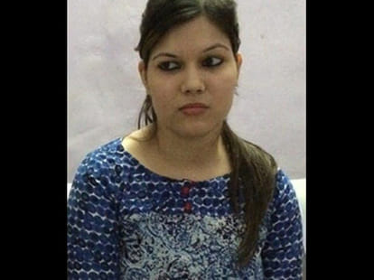 this woman has reached police station because of her work