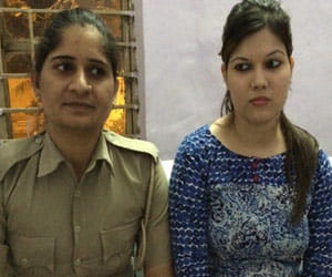 this woman has reached police station because of her work