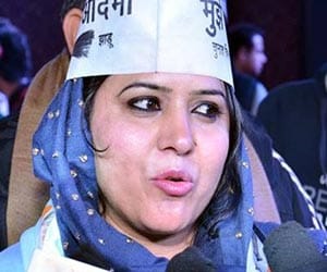 AAP MLA attacked in a temple in delhi