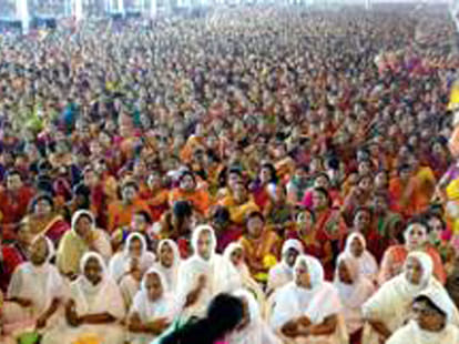 Delhi billionaire  becomes monk