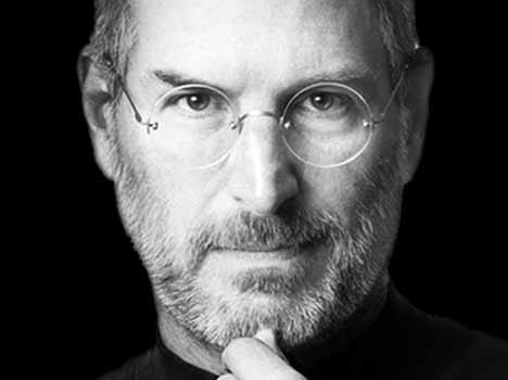 first computer of Steve Jobs to go for auction