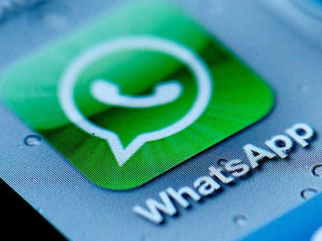 shopkeepers tried to kill their boss for removing them from whatsapp group