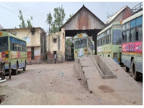 Eta will shift the depot Kasganj