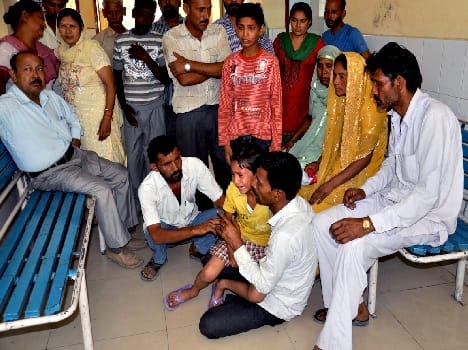 pathankot, woman, burn, dispute, family, attempt suicide 