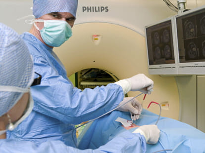 a man gives life to five people by organ donation
