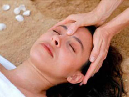 massages are the best way to cure the pain