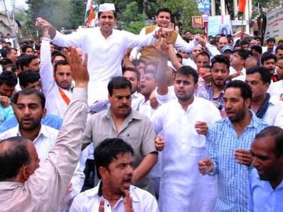 yuva congress pad yatra in kangra.