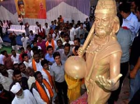 In the whole world view of saint Kabir relevant