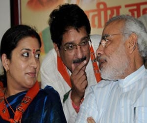Fraud on the name of pm and smriti irani