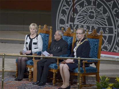 president pranab mukherjee car accident in sweden