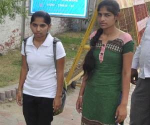 porn photo of rohtak sisters viral on social network whatsapp 