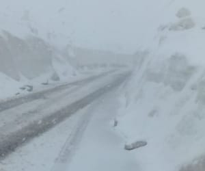 snowfall in rohtang.