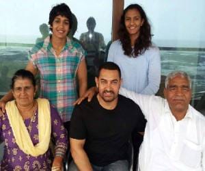 aamir khan will learn wrestling from haryana's daughter for dangal