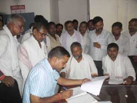 SP leader assault case report