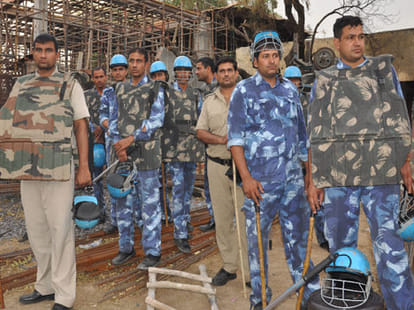 Communal riots  again in atali