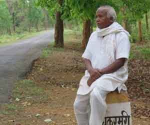 damodar kashyap save 600 acres jungle in chhatisgarh