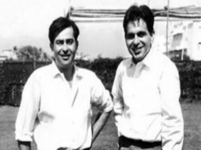 very rare picture of hindi cinema in cricket dress