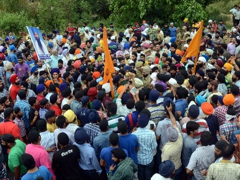 clash between bhinderawale supporters and police in Jammu 