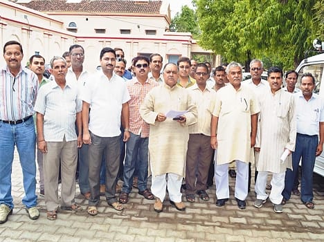 Teachers Union has demonstrated in Kalktret